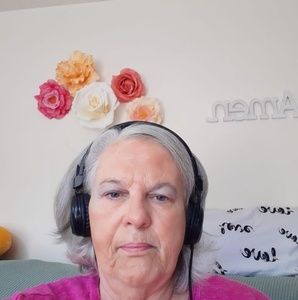 Meet your Posher, Paula